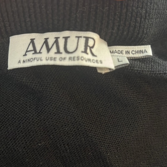 AMUR Mariella wool knit wrap skirt. Size large. 100% merino wool. - Picture 5 of 9